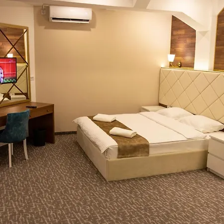 Luxury Skadarlija Alojamento de Acomodação e Pequeno-almoço 4*