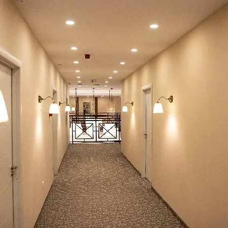 Luxury Skadarlija 住宿加早餐酒店 4*