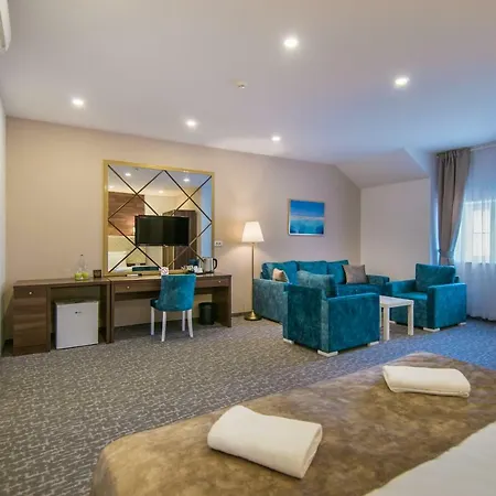 Luxury Skadarlija 住宿加早餐酒店 4*