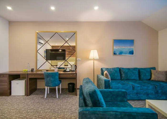 Luxury Skadarlija 住宿加早餐酒店 4*